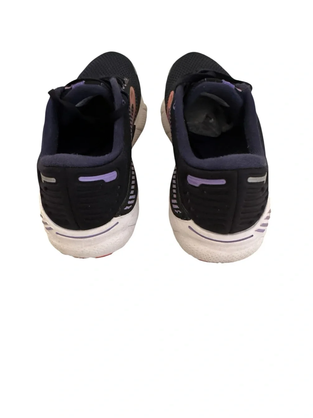 Brooks Adrenaline GTS 22 running shoes in a black, purple, andcoral women sz 11M